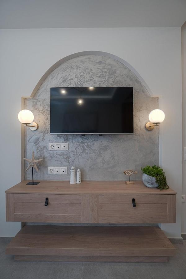Ferienwohnung Jacuzzi Maisonette In Sfakia Center 'New 2023' Khóra Sfakíon Exterior foto